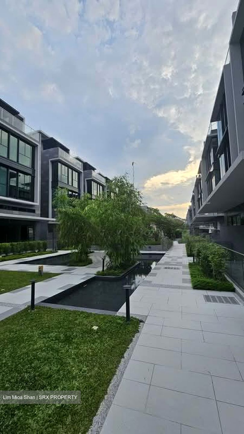 Serangoon Garden Estate (D19), Semi-Detached #601311131